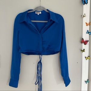 PEPPERMAYO Blue silk long sleeve cropped button down, ties around waist